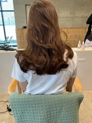 セミロング カラー レイヤー/柔色 カラー/SAkiのヘアスタイル