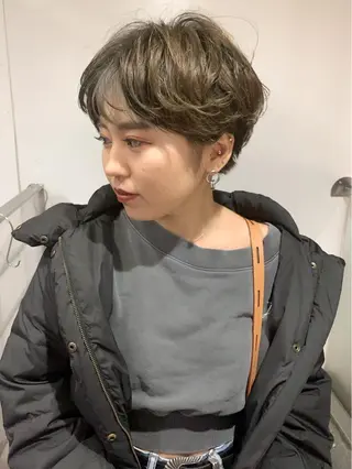 ショート カラー ショート/レイヤー なら石井知希のヘアスタイル