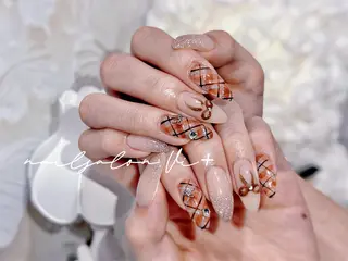ネイル ✨Nailsalon Vi+✨のネイルデザイン