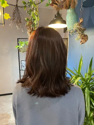 ミディアム カラー SHIKI所属・三村 修斗のヘアスタイル