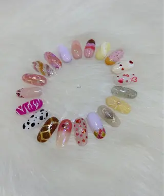 ネイル 鈴木 亜和音のネイルデザイン