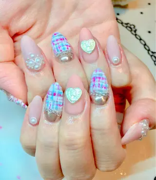 ネイル nailsalon sugarr所属・nailist cocoのネイルデザイン