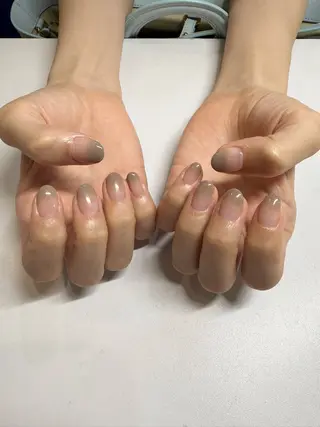 ネイル Blue Reef 四谷三丁目所属・たかの はづきのネイルデザイン