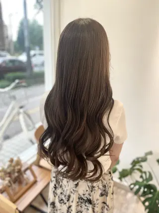 ロング カラー ヘアサロンジプソ【旧ライラ】所属・佐々木 美帆のヘアスタイル