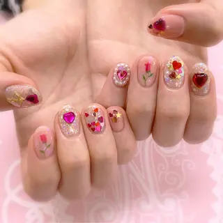 ネイル 五十嵐 美智のネイルデザイン