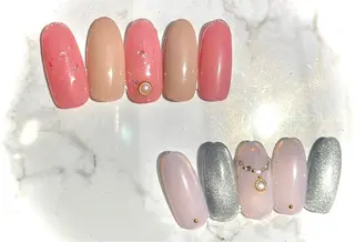 ショート GG houseのネイルデザイン