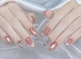 ネイル T. Leeのネイルデザイン