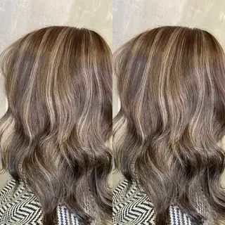 セミロング カラー ツバサ 髪質改善のヘアスタイル