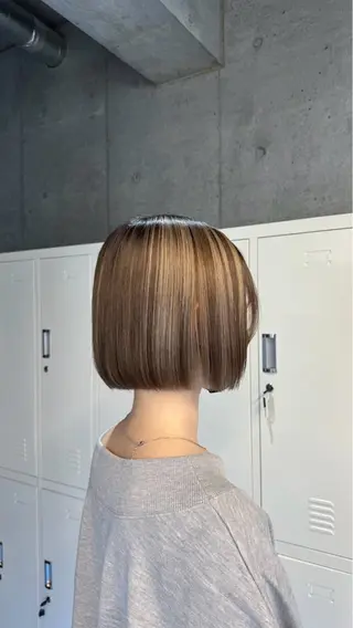 カラー 透明感/ 艶ハイトーン/梨桜のヘアスタイル