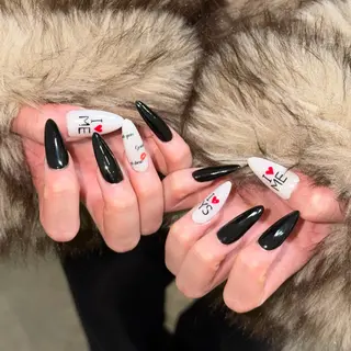 ネイル elfia nailstudio所属・tamaki araiのネイルデザイン