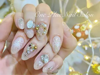 ネイル One Plus Nail Salonのネイルデザイン