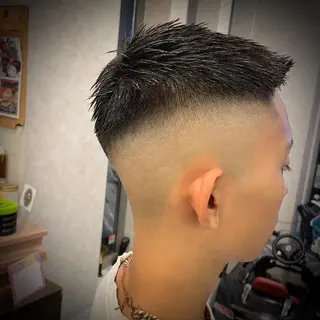 ショート メンズ 高野浩平/フェード ツイストスパイラルのヘアスタイル