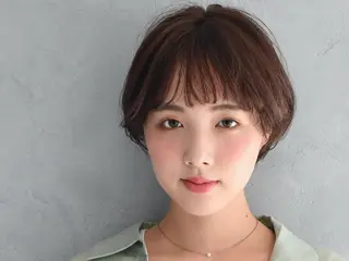 ショート カラー パーマ ヘアアレンジ 谷 ひな乃のヘアスタイル