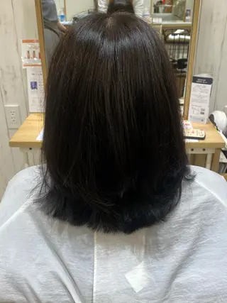 カラー 山田 真緒のヘアスタイル