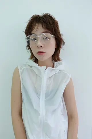 ミディアム パーマ 顔周りレイヤー/韓国 ブリーチminamiのヘアスタイル