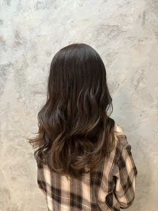 ロング ルプラボウ/豊川/ レイヤー/サクラのヘアスタイル