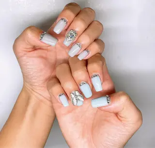 ネイル VIERU 🌈🎀💖のネイルデザイン