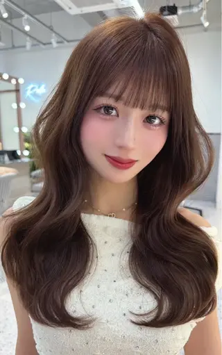 ロング カラー ARMONY表参道店所属・韓国風レイヤーカラー ライムのヘアスタイル