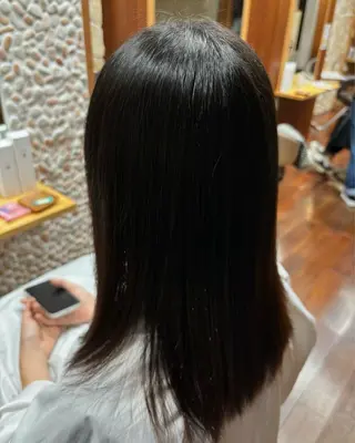 ミディアム よしかわ あいか/京都美容室のヘアスタイル