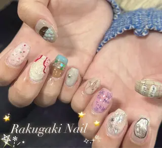 ネイル LAVISH nanamiのネイルデザイン
