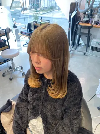 ミディアム APREKO 葵のヘアスタイル