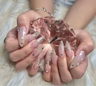 ネイル Nail&eye Belire 新宿のネイルデザイン