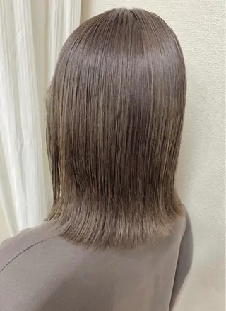 ミディアム カラー est hair &beautyのヘアスタイル