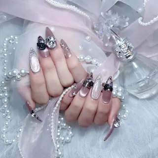 ネイル Yudia🩵 Yuiのネイルデザイン