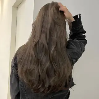 ロング カラー コテ巻き風パーマ🫧 韓国パーマ反町海大のヘアスタイル