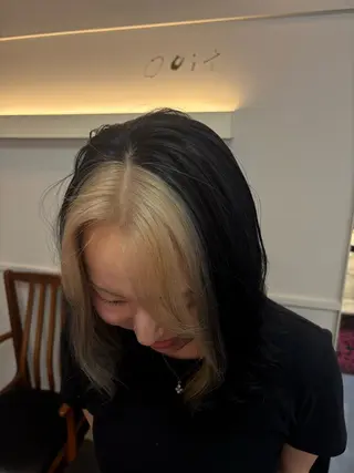 ショート カラー ooit所属・ooitヨシダ ミナミのヘアスタイル