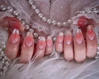 ネイル She   Nail所属・ISA_ BELLAのネイルデザイン