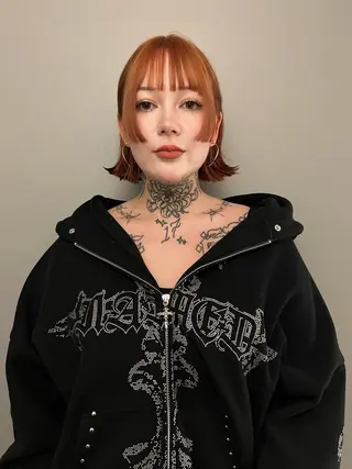 ミディアム カラー haco＋所属・圧倒的デザイン力 店長🎨RENAのヘアスタイル