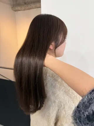 ロング カラー EleRe 栄所属・はやしだ あおいのヘアスタイル