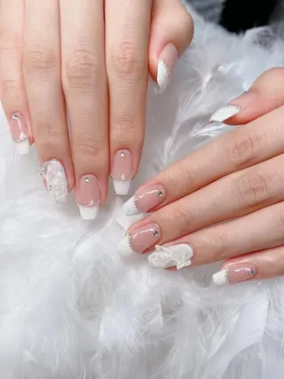 ネイル DEMAIN- 🌹のネイルデザイン