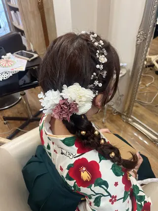 ロング ヘアアレンジ 伊藤 ひなののヘアスタイル