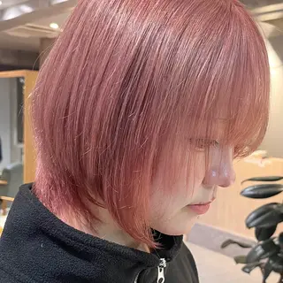 ショート カラー オタク美容師🛍/ 酸性ストレート/艶髪のヘアスタイル