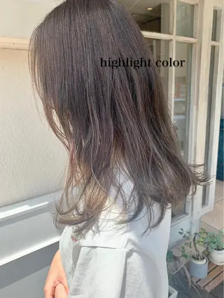 セミロング カラー Zina 藤崎店所属・zina藤崎📛 井上美乃里のヘアスタイル