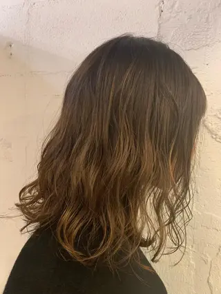 セミロング 髪質改善🌈 tomomiのヘアスタイル