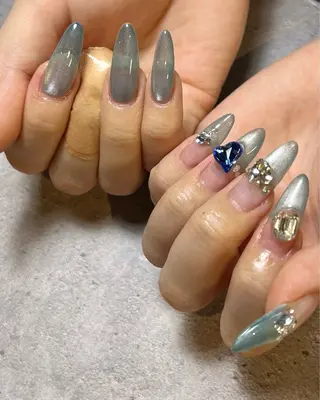 ネイル Reflection marikoのネイルデザイン