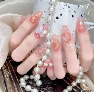 ネイル Queens 榊 まおのネイルデザイン