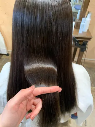 セミロング 韓国ヘア特化🇰🇷 心斎橋【ユリカ】のヘアスタイル