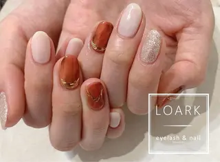 ネイル LOARK nail Rina🫧のネイルデザイン