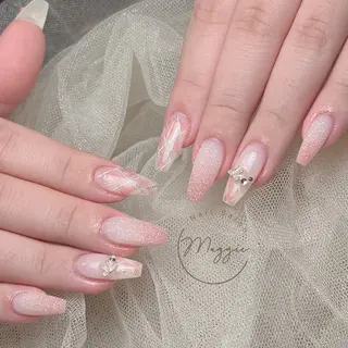 ネイル Maggie Nail🦩のネイルデザイン