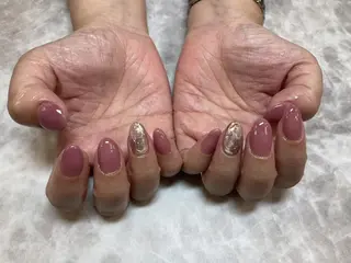 ネイル ネイルリボン 受付スタッフのネイルデザイン