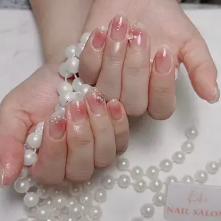 ネイル 💕鈴木ユリ パラジェル/オフ無料のネイルデザイン