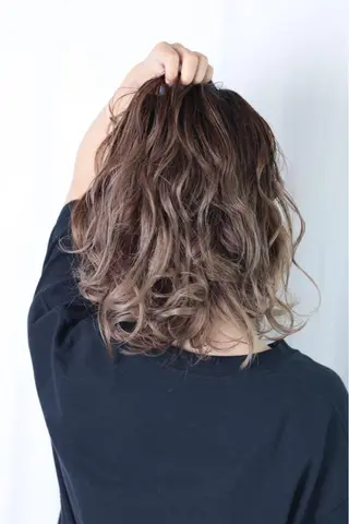 ロング パーマ しが りょーたのヘアスタイル