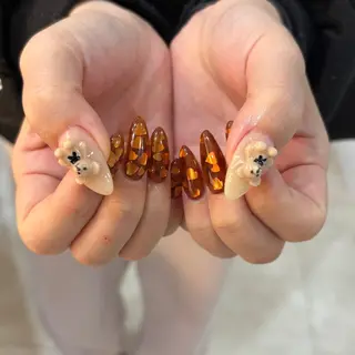 ネイル 栗田 ゆう子のネイルデザイン