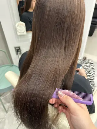 ロング カラー さあや 【透け感/艶感】のヘアスタイル