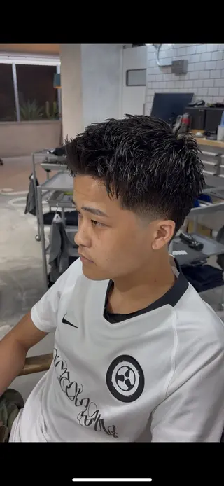 ショート 滝本 承太朗のヘアスタイル