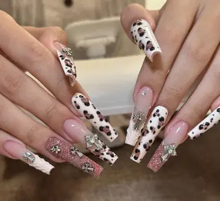 ネイル 🍑 momo_nailのネイルデザイン